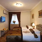 Hotel Mithat 3*