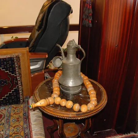 مدحت فندق 3*