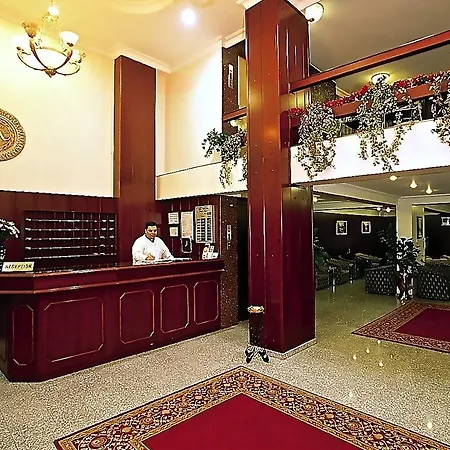 فندق مدحت 3*
