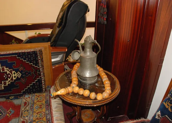 مدحت فندق 3*