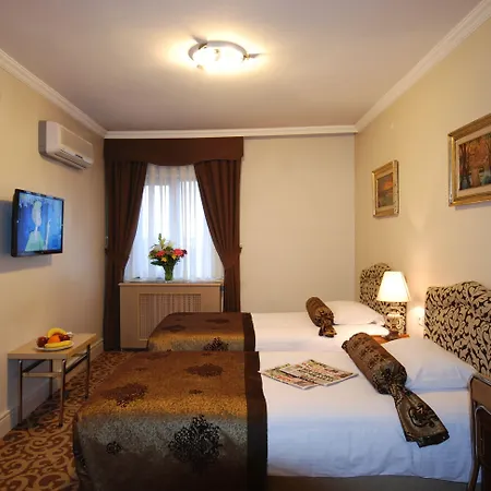 Hotel Mithat 3*